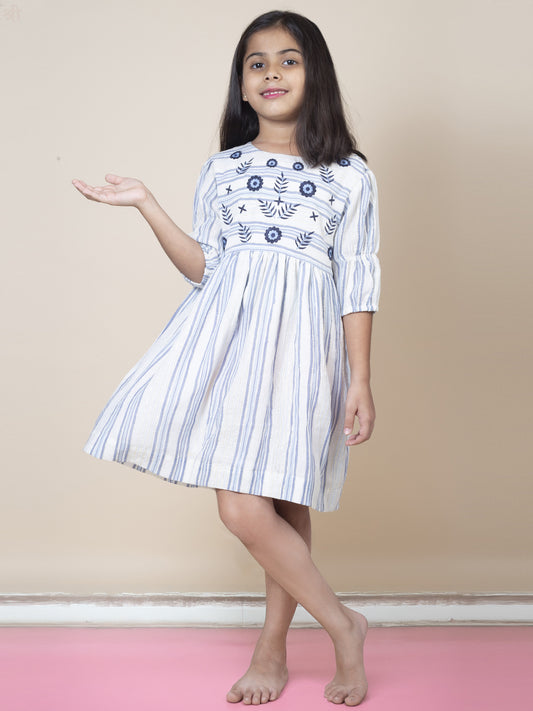 Casual Embroidery Dress