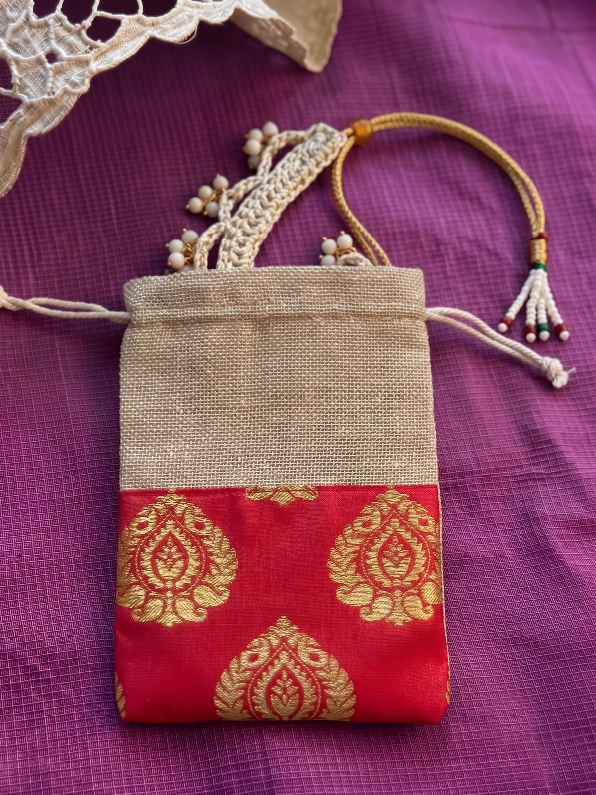 Flat Shoot of Little Carrot Jewllery set of Maangtika and Necklace 