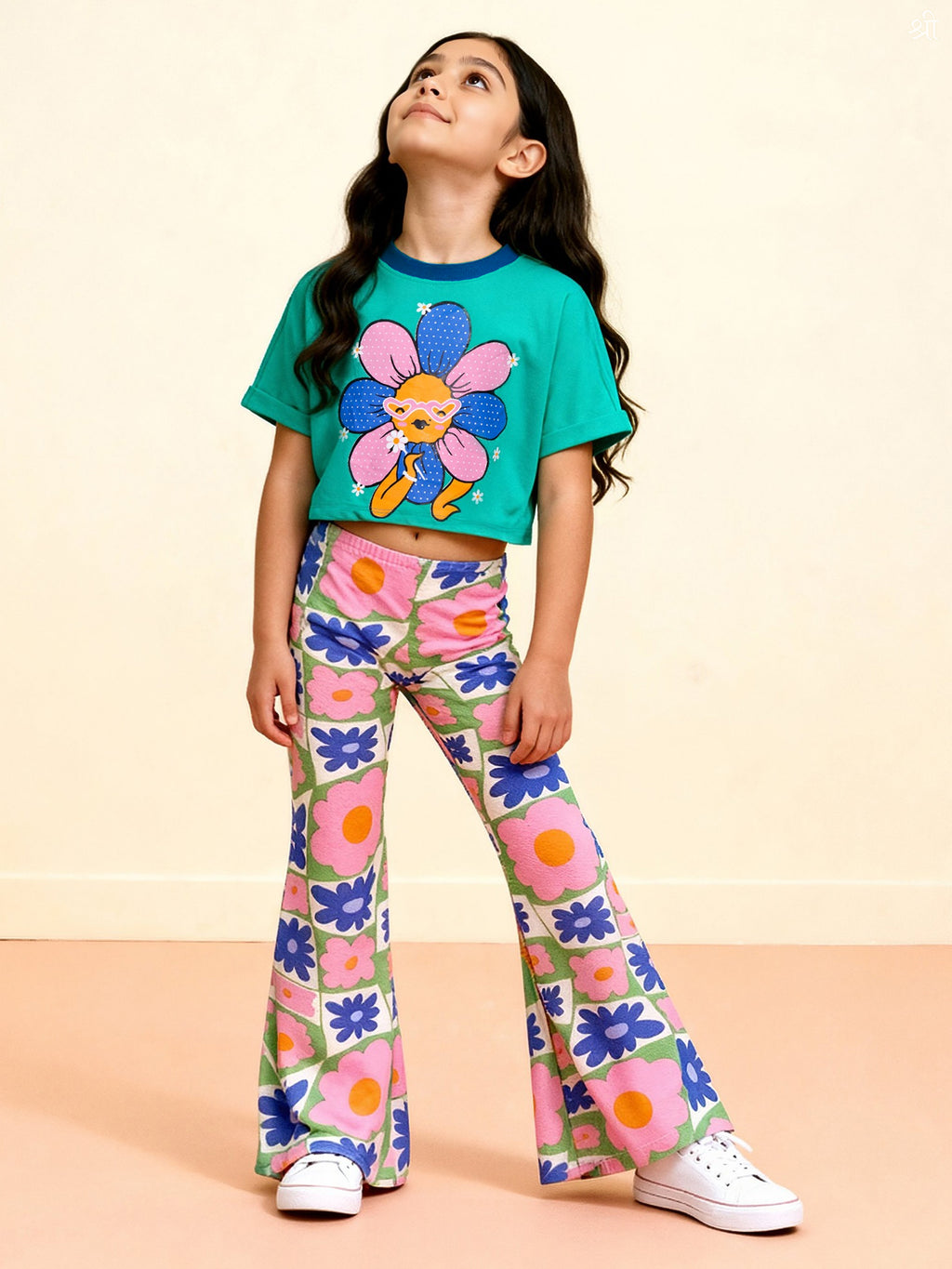 Daisy Themed Retro Casual Set