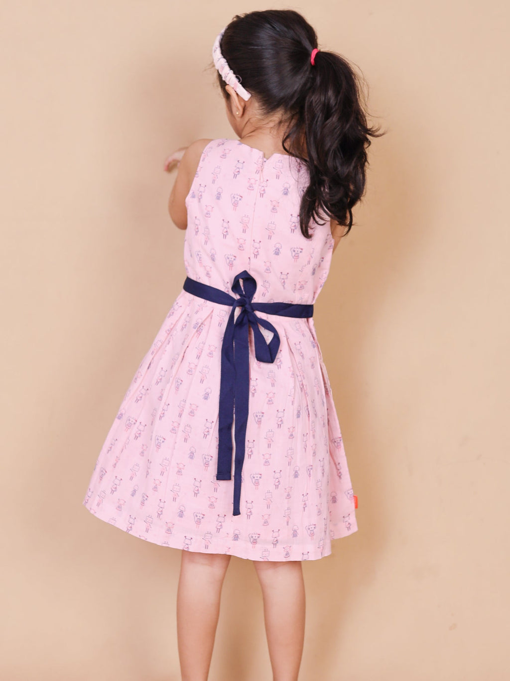 Little Carrot Box Pleated Sleeveless Summer Dress, , premium kids' wear for girls, size 4-5-years.