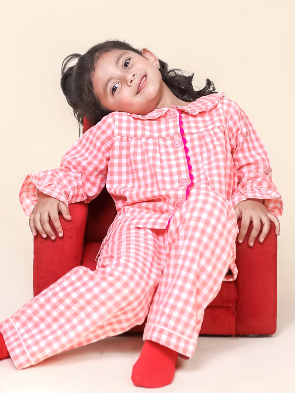 Little Carrot Checks Night Suit With Cotton Lining, , premium kids' wear for girls, size 3-4-years.