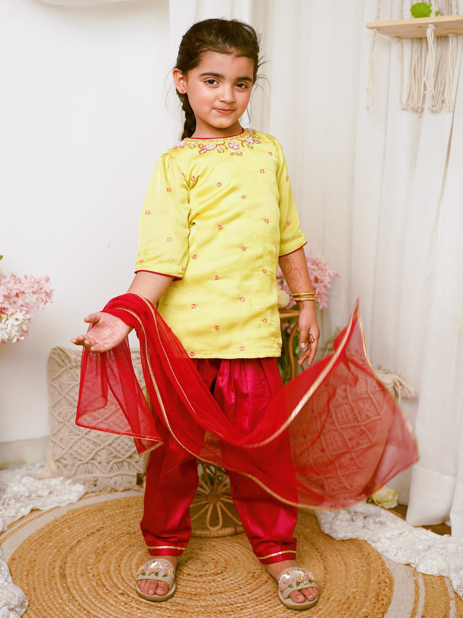 Little Carrot Girls Handwork Embellished Kurta With Patiala Pants Set With Dupatta, Cotton Lined, premium kids' wear for girls, size 2-3-years.