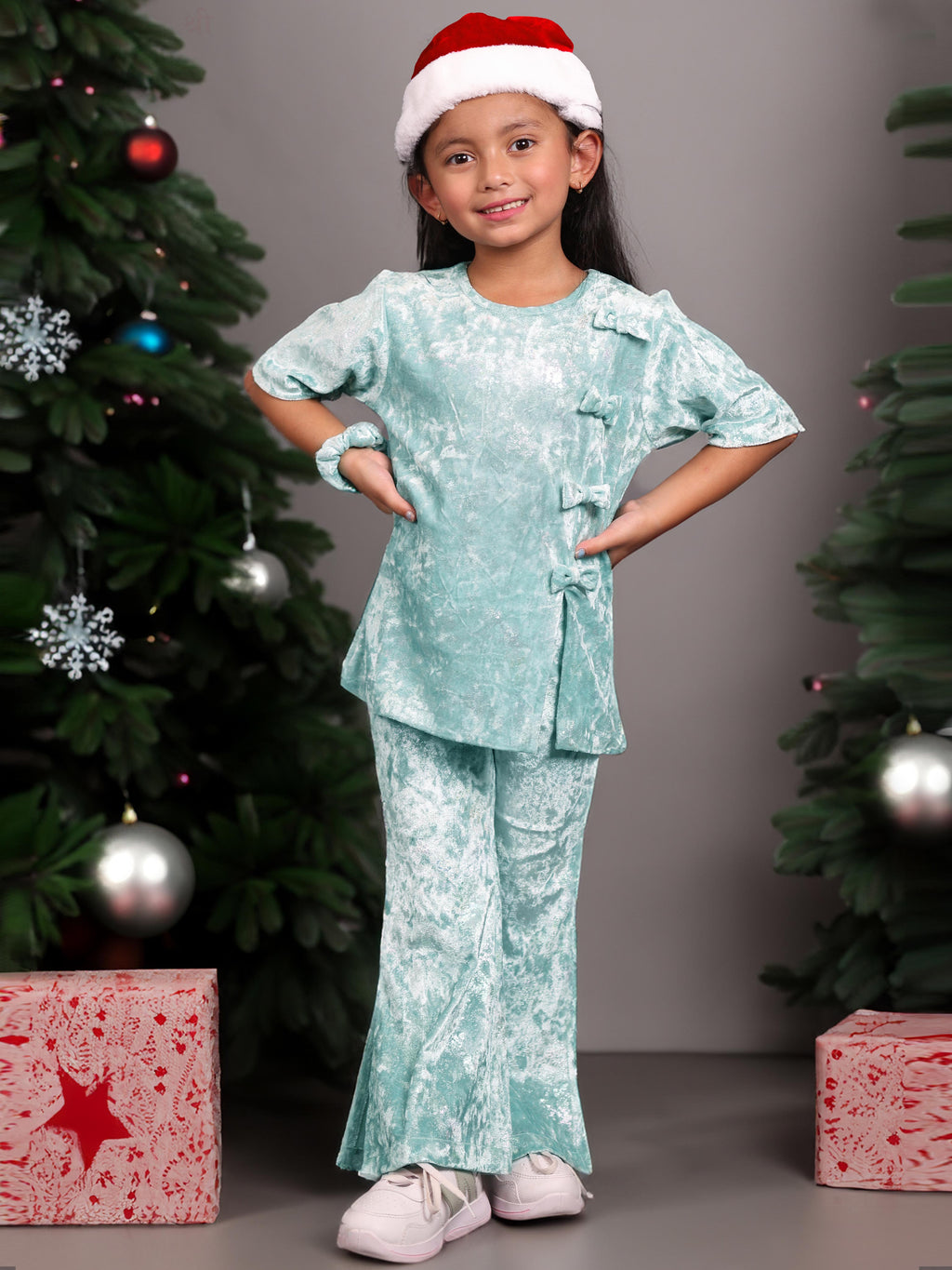 Little Carrot Girls Textured Velvet Clothing Set With Bow Accents Matching Scrunchie, Bow, premium kids' wear for girls, size 4-5-years.