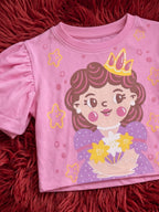 detailing shot of little carrot princess theme crop thsirt