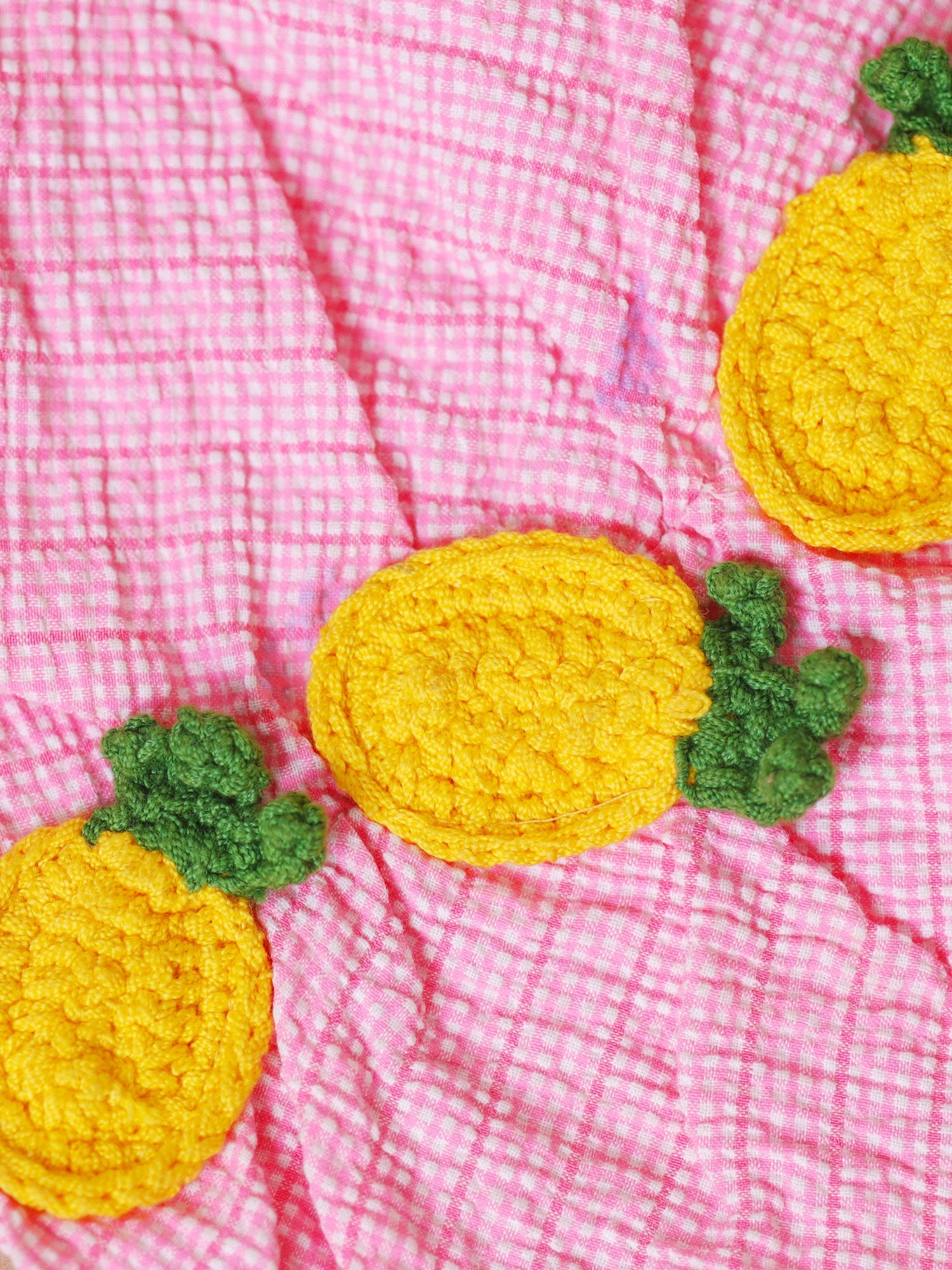 Little Carrot Pink Beach Skort Set With Hand Crochet Patch, , premium kids' wear for girls, size 4-5-years.