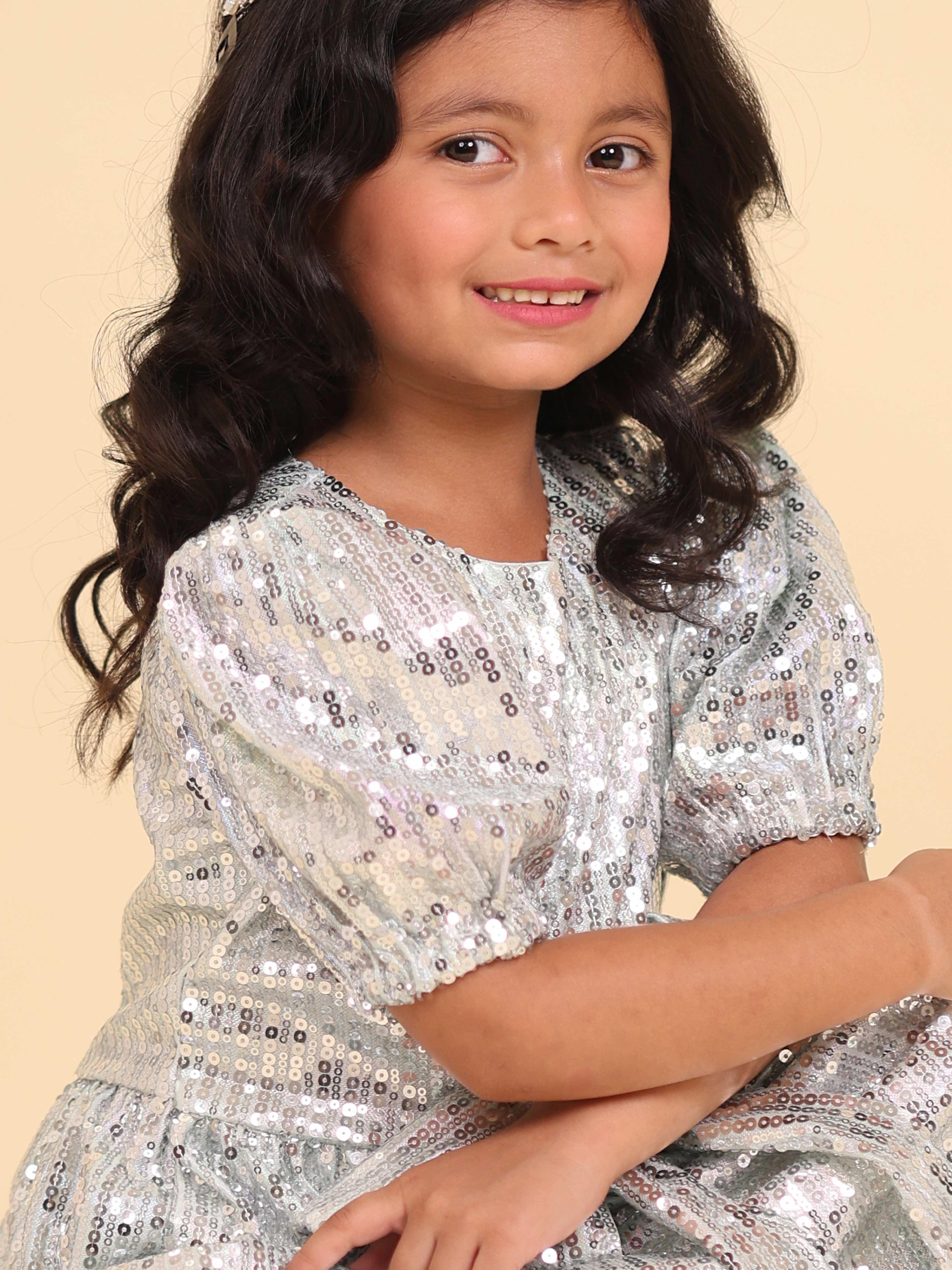 Little Carrot Twinkling Silver Sequin Dress With Front Bow, , premium kids' wear for girls, size 3-4-years.
